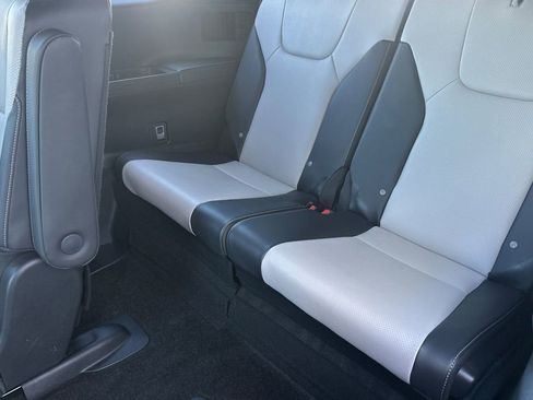 Used 2024 Lexus TX 500h AWD image 15