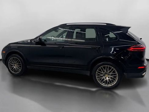 Used 2018 Porsche Cayenne image 5
