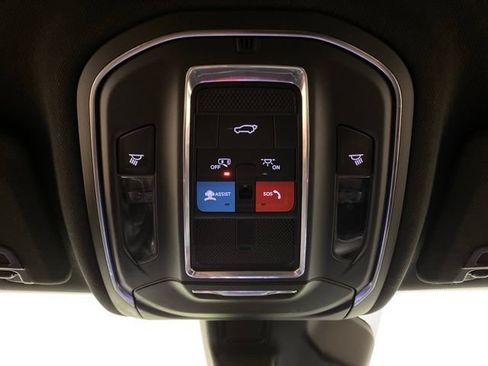 Used 2024 Jeep Grand Cherokee Altitude AWD/4WD image 60