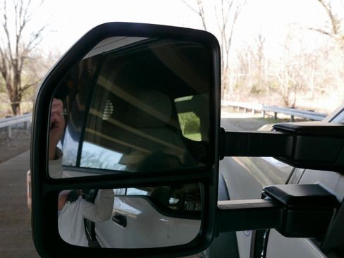 Used 2021 Ford F550 XLT 4WD Crew Cab 203 WB 84 C image 19