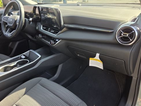 Certified 2025 Chevrolet Equinox LT w/ Midnight Edition FWD image 16