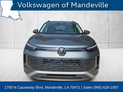 Used 2026 Volkswagen Tiguan SE AWD/4WD image 8