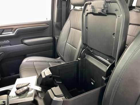 Certified 2024 Chevrolet Silverado 1500 High Country w/ High Country Premium Package image 40