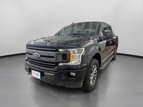 Used 2020 Ford F150 XLT w/ Equipment Group 302A Luxury AWD/4WD image 4