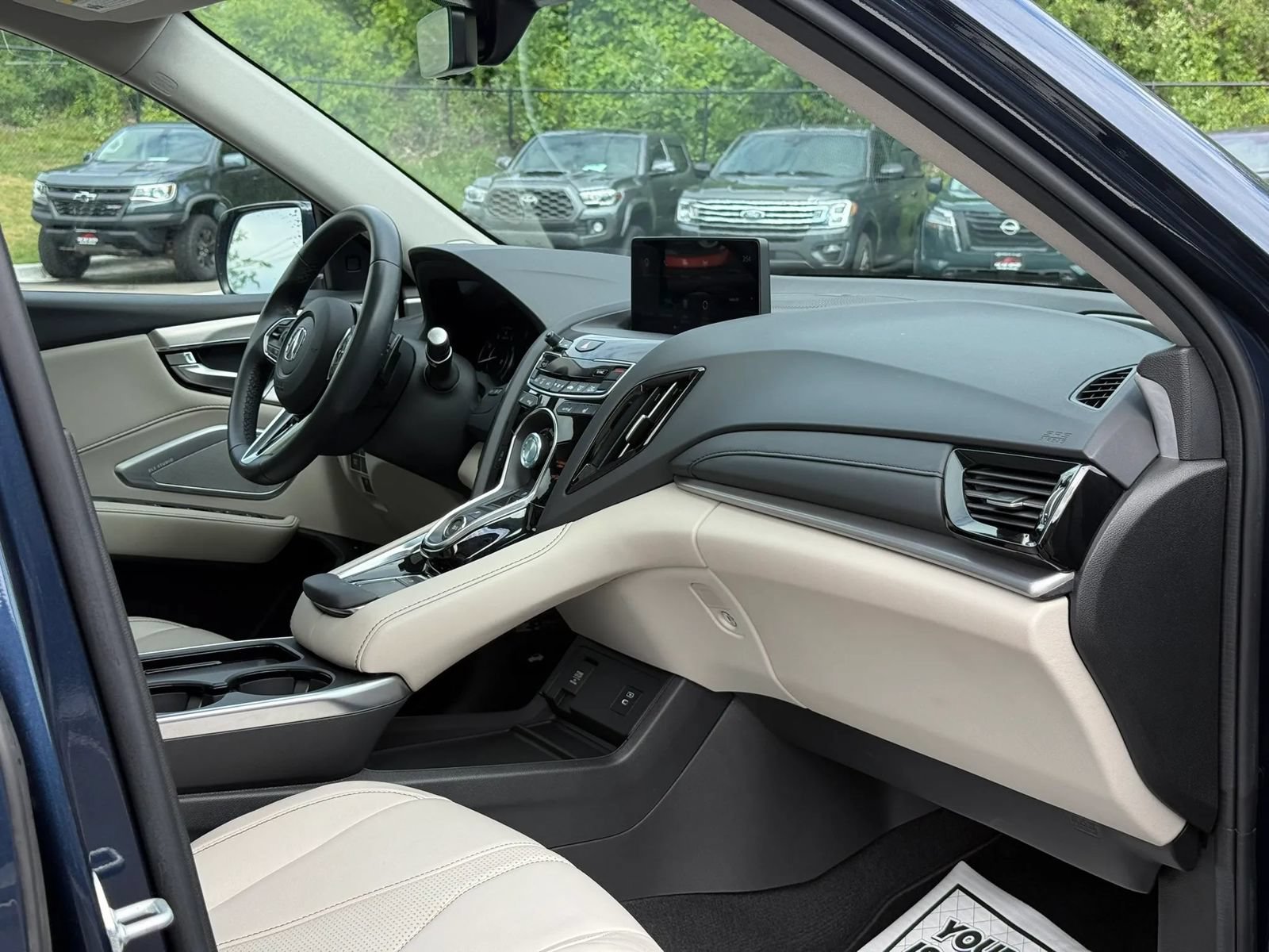Used 2025 Acura RDX w/ Technology Package AWD/4WD image 15