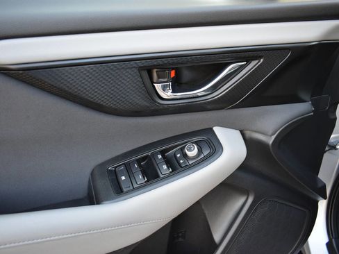 Used 2024 Subaru Outback Premium image 18