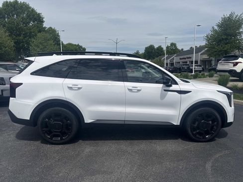 Used 2025 Kia Sorento SX AWD/4WD image 10