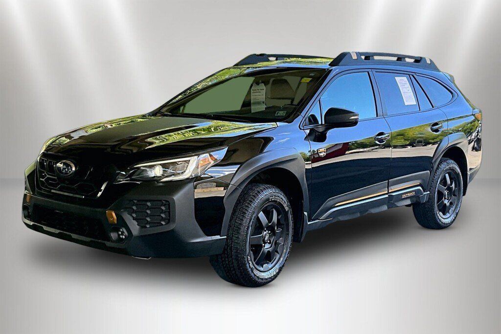 Certified 2025 Subaru Outback Wilderness AWD/4WD image 3