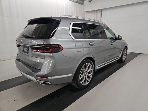 Used 2023 BMW X7 xDrive40i w/ Executive Package image 5