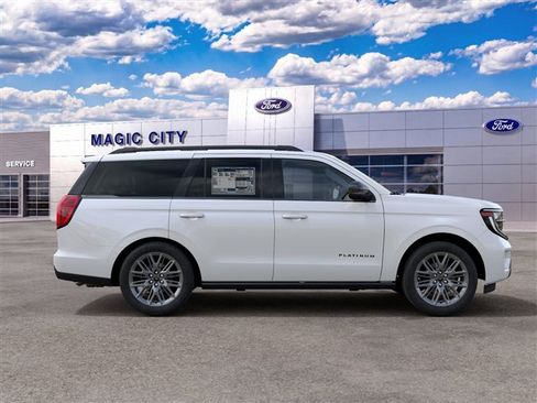 New 2027 Ford Expedition Platinum w/ Stealth Appearance Package AWD/4WD image 5
