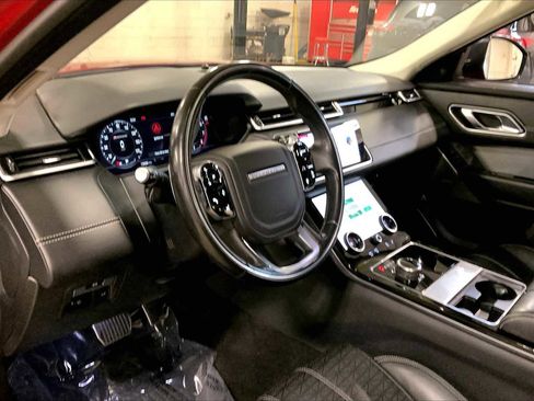 Used 2018 Land Rover Range Rover Velar R-Dynamic HSE image 19