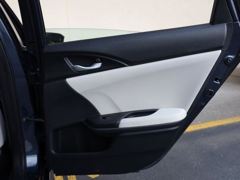 Used 2019 Honda Insight EX image 20