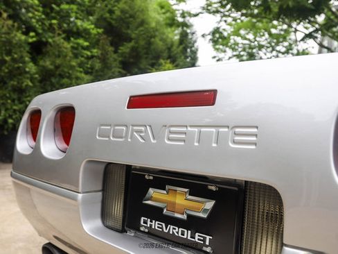 Used 1996 Chevrolet Corvette Convertible RWD image 81