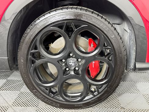 Used 2024 Alfa Romeo Tonale Veloce image 55