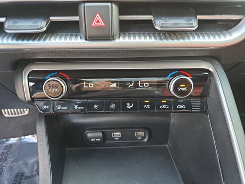 Used 2023 Kia K5 GT-Line image 26