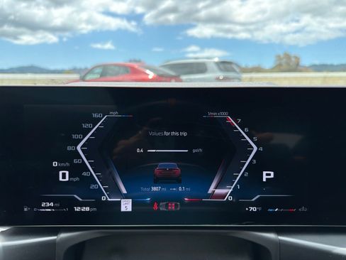 Used 2026 BMW M440i Coupe w/ Parking Assistance Package RWD image 7