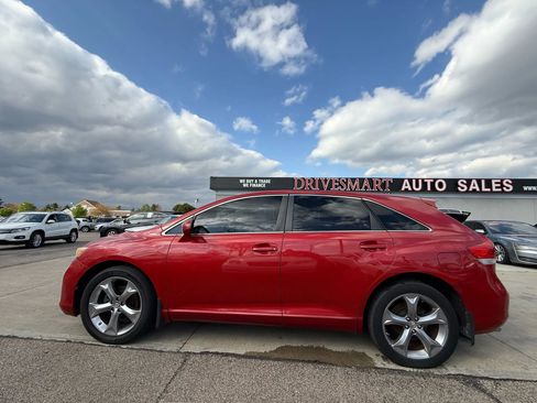 Used 2011 Toyota Venza AWD image 8