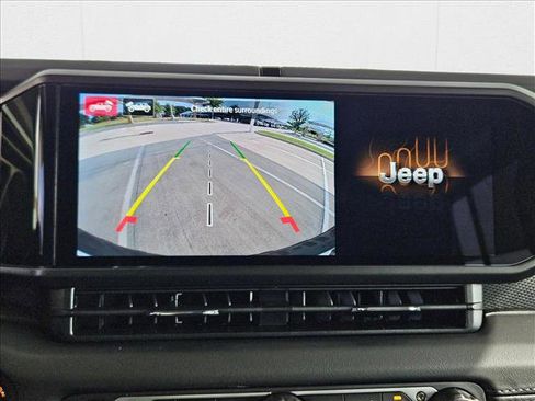 New 2025 Jeep Wrangler Unlimited Rubicon w/ Technology Group image 12