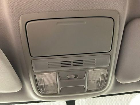 Used 2019 Honda CR-V LX image 21