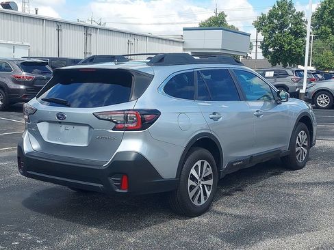 Used 2021 Subaru Outback Premium AWD/4WD image 7
