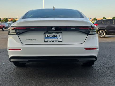 Used 2025 Honda Accord LX image 6