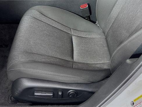 Certified 2023 Honda Accord EX image 18