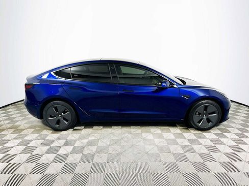 Used 2022 Tesla Model 3 image 8