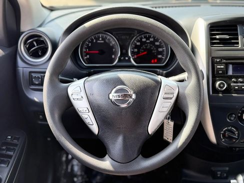 Used 2018 Nissan Versa SV image 19