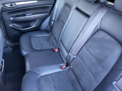 Used 2021 MAZDA CX-5 Touring image 28
