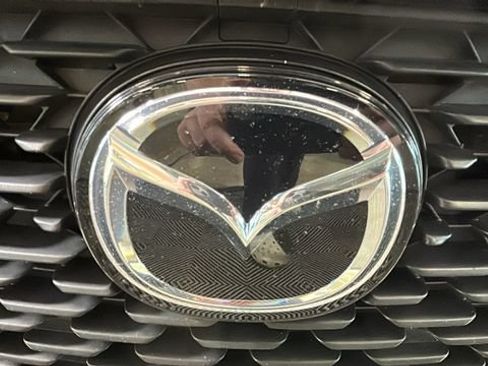 Used 2024 MAZDA MAZDA3 s FWD image 8