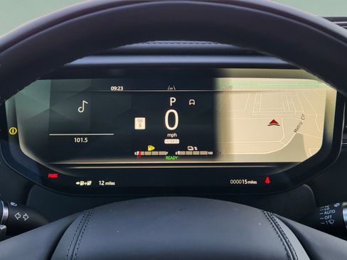 New 2026 Land Rover Range Rover Sport Dynamic SE AWD/4WD image 16