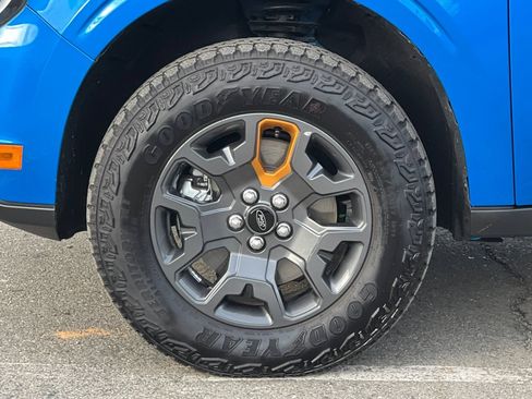 Used 2025 Ford Maverick Tremor AWD/4WD image 25