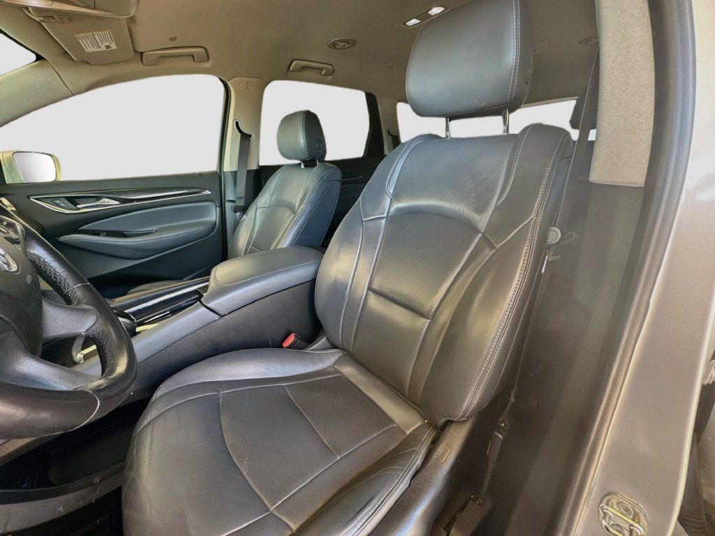 Used 2018 Buick Enclave Essence FWD image 24