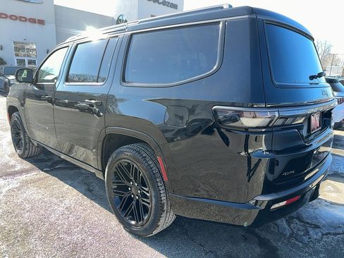 New 2026 Jeep Grand Wagoneer Limited AWD/4WD image 4