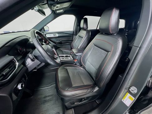 Used 2022 Ford Explorer ST-Line w/ Class IV Trailer Tow Package image 13