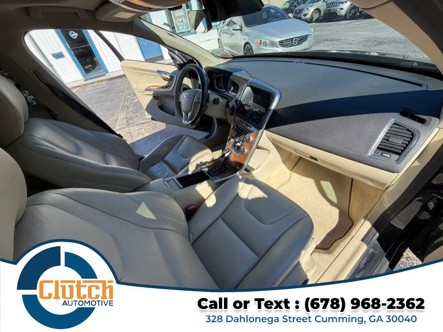 Used 2015 Volvo XC60 T6 AWD/4WD image 19