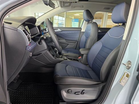New 2025 Volkswagen Taos SEL image 16