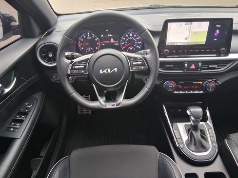 Used 2024 Kia Forte GT-Line image 12