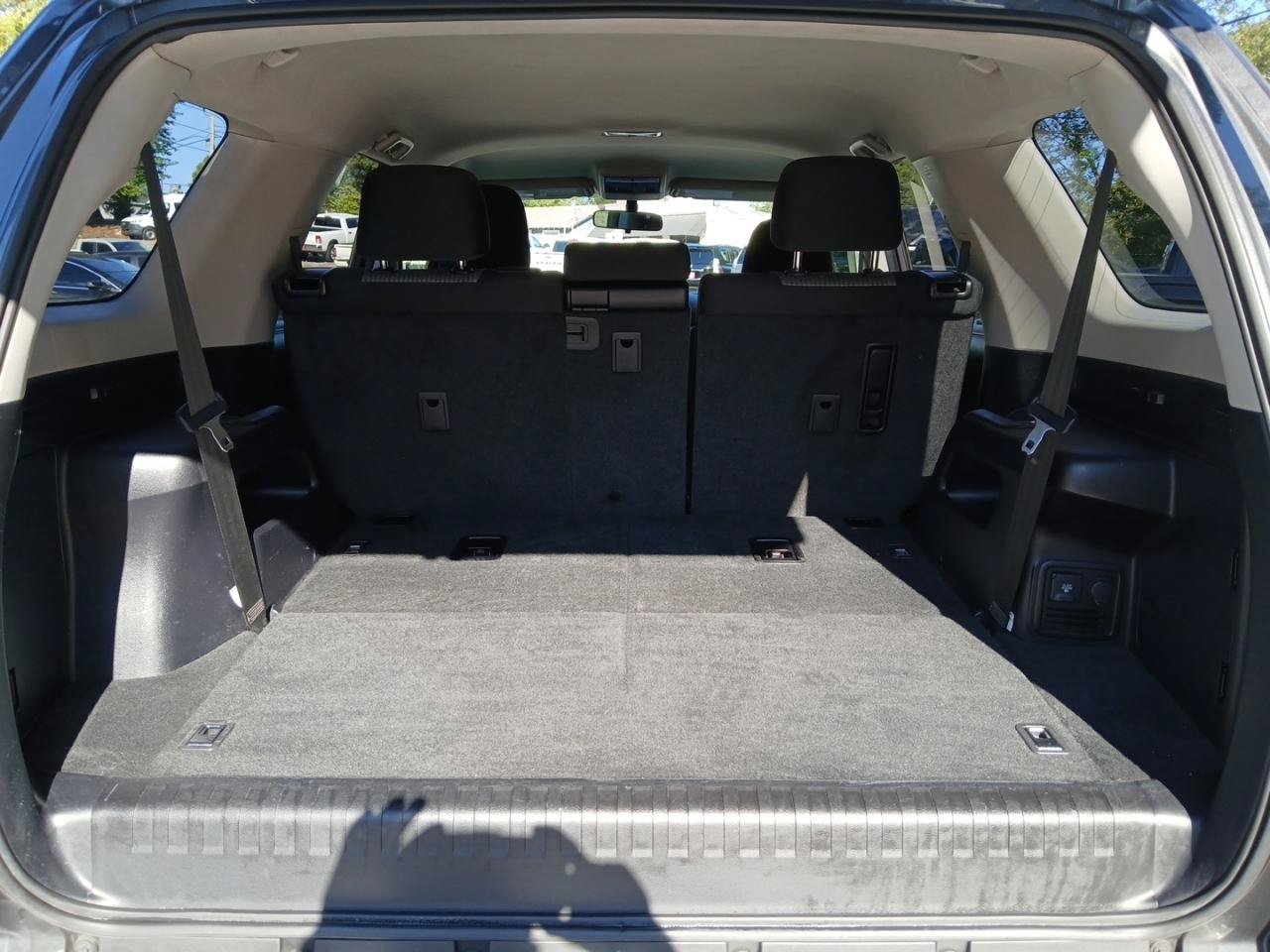 Used 2018 Toyota 4Runner SR5 RWD image 11