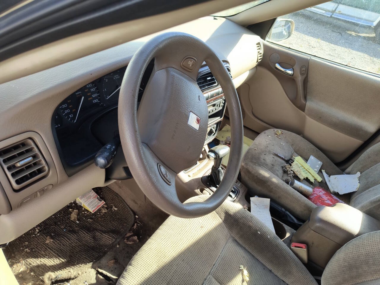 Used 2001 Saturn L-Series L200 FWD image 31