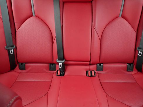 Used 2019 Toyota Camry XSE w/ Navigation Package image 13