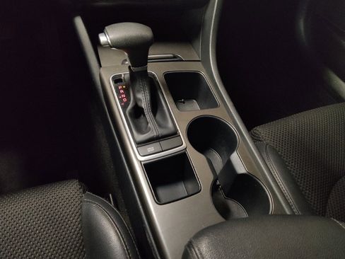 Used 2019 Kia Optima S w/ S Panoramic Sunroof Package image 26