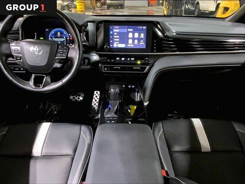 Certified 2025 Toyota Camry SE image 16