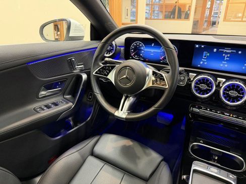 Certified 2025 Mercedes-Benz CLA 250 image 7