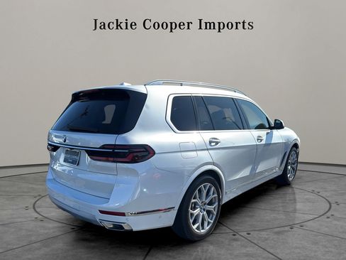 Used 2023 BMW X7 xDrive40i w/ Executive Package image 5