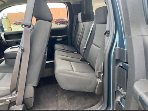 Used 2013 GMC Sierra 2500 SLE w/ Snow Plow Prep Package image 16