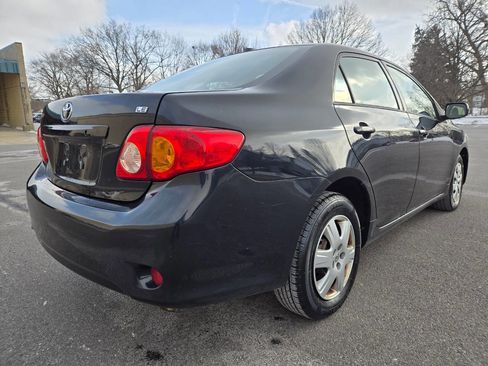 Used 2010 Toyota Corolla LE image 9
