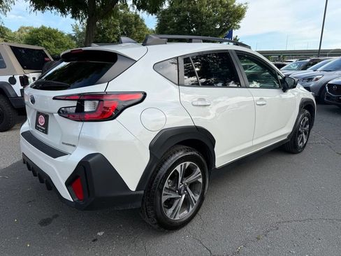 Used 2024 Subaru Crosstrek 2.0i Premium AWD/4WD image 10