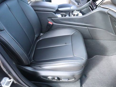 New 2025 Jeep Grand Cherokee L Limited AWD/4WD image 15