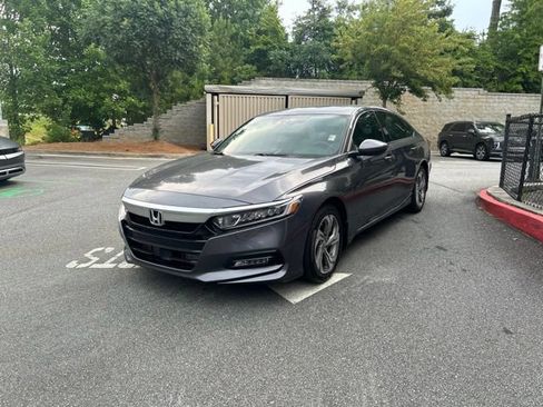 Used 2018 Honda Accord EX image 3